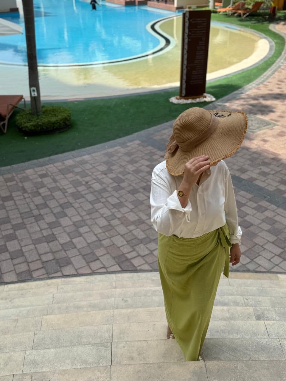 Women's Set — white shirt + green skirt